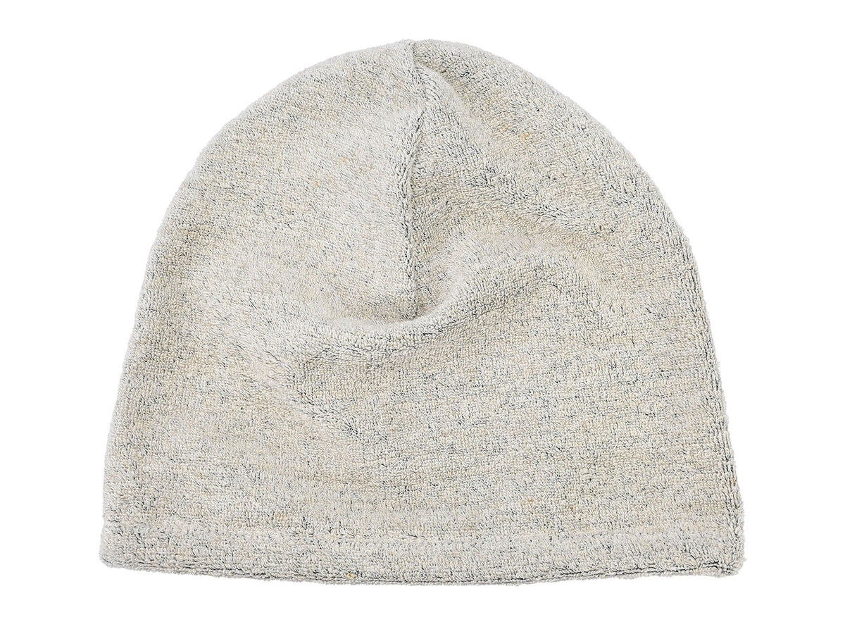 beties Savu Sauna-Beanie in Basaltgrau aus Soft-Frottee-Leinen, Vorderansicht