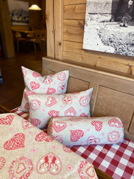 Cushion cover approx. 60x60 cm Alpine hut look beties "Kaiser-Jodler"