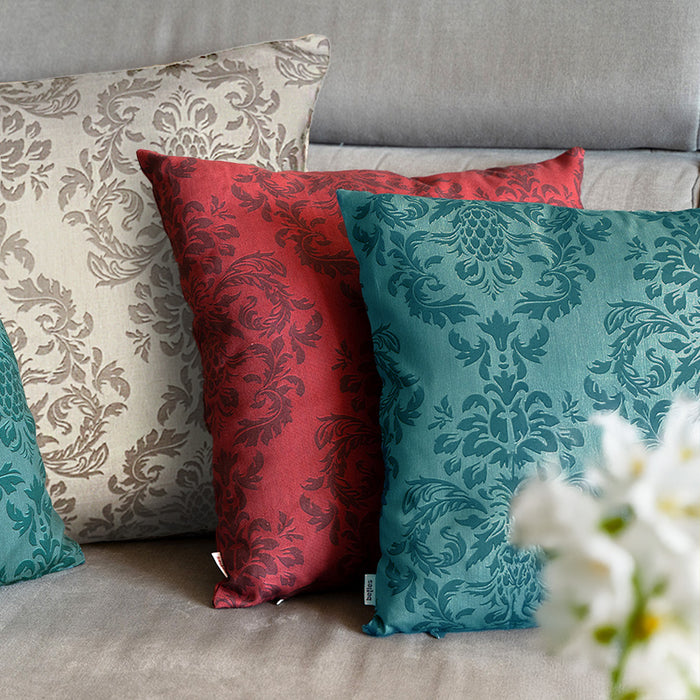 Kissenbezüge mit Ornament-Muster in Petrol, Rot und Beige – Jacquard Dekokissen
