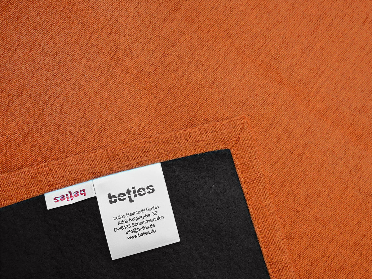  beties Wunschton Terracotta Orange – zweite Nahaufnahme melierter Möbelstoff, Gewebestruktur Detail mit briefeck