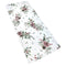 Weisser XS Tischlaeufer – Winterdeko mit gefrosteten Rosen in rosa, Tannenzapfen und Zweigen – 100% Baumwolle – aus der beties Magie des Winters "Frost-Rose" Kollektion.