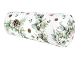 Weisse Nackenrollenhuelle ca. 15x40 cm – Winterdeko mit Tannenzapfen und Zweigen – 100% Baumwolle – aus der beties Kollektion, "Magie des Winters – Moggl"